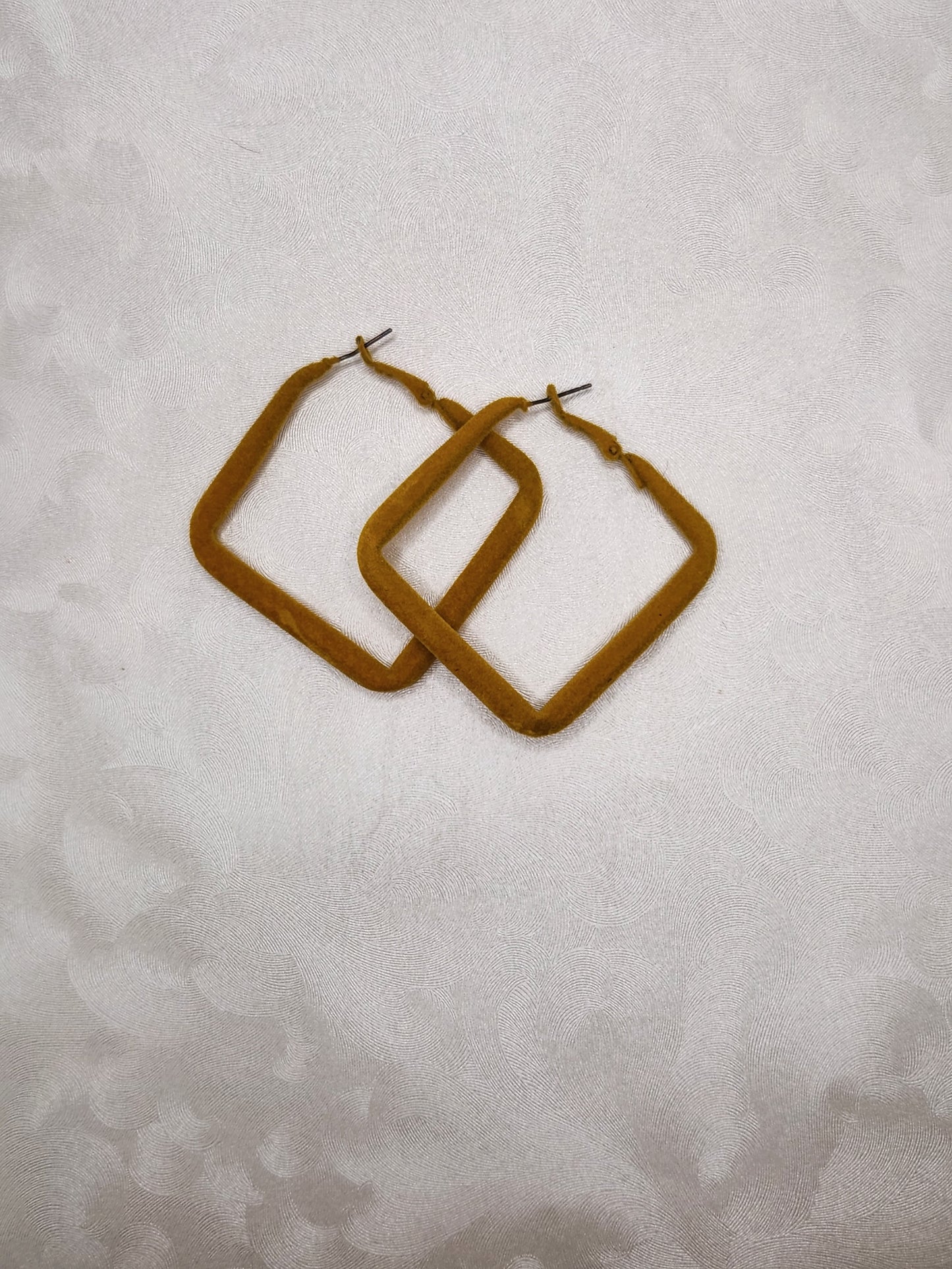 Sunny Square Hoop
