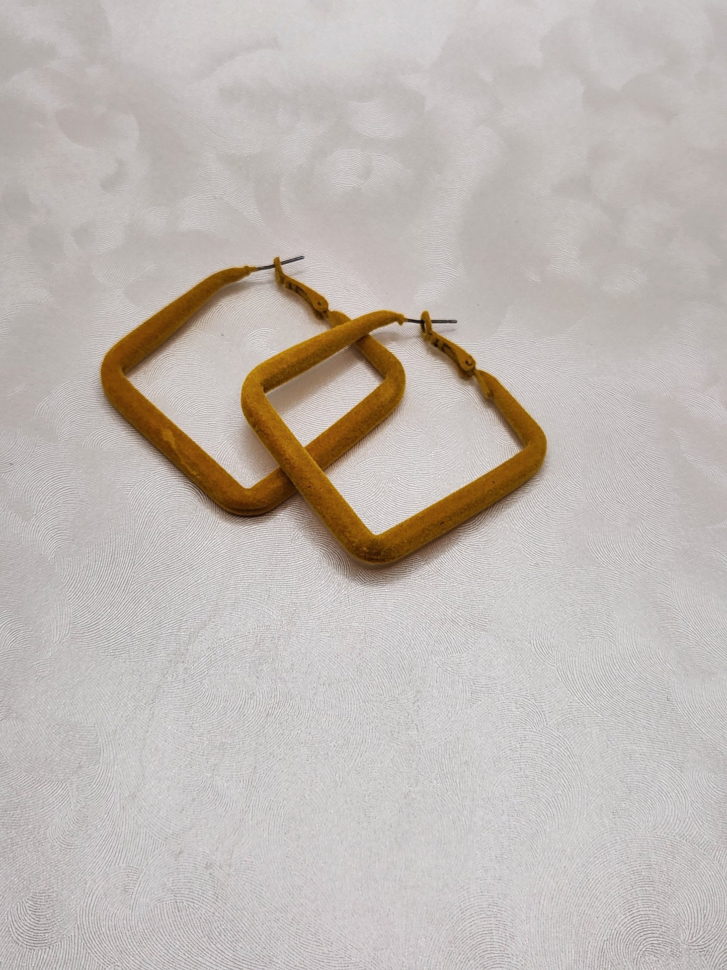 Sunny Square Hoop
