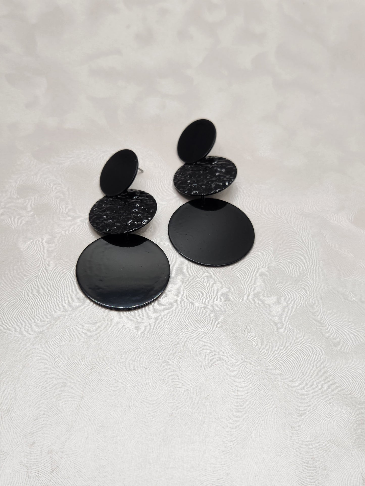 Black Triple Disc