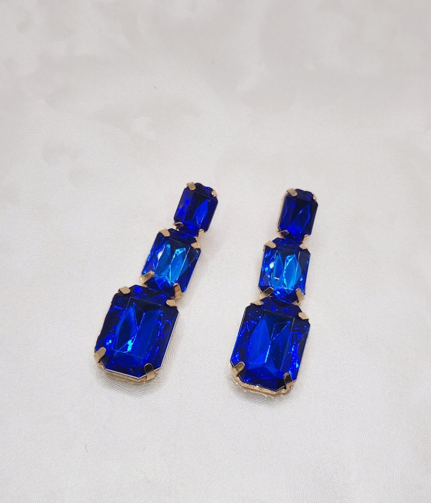 Royal Blue Rectangle Drop