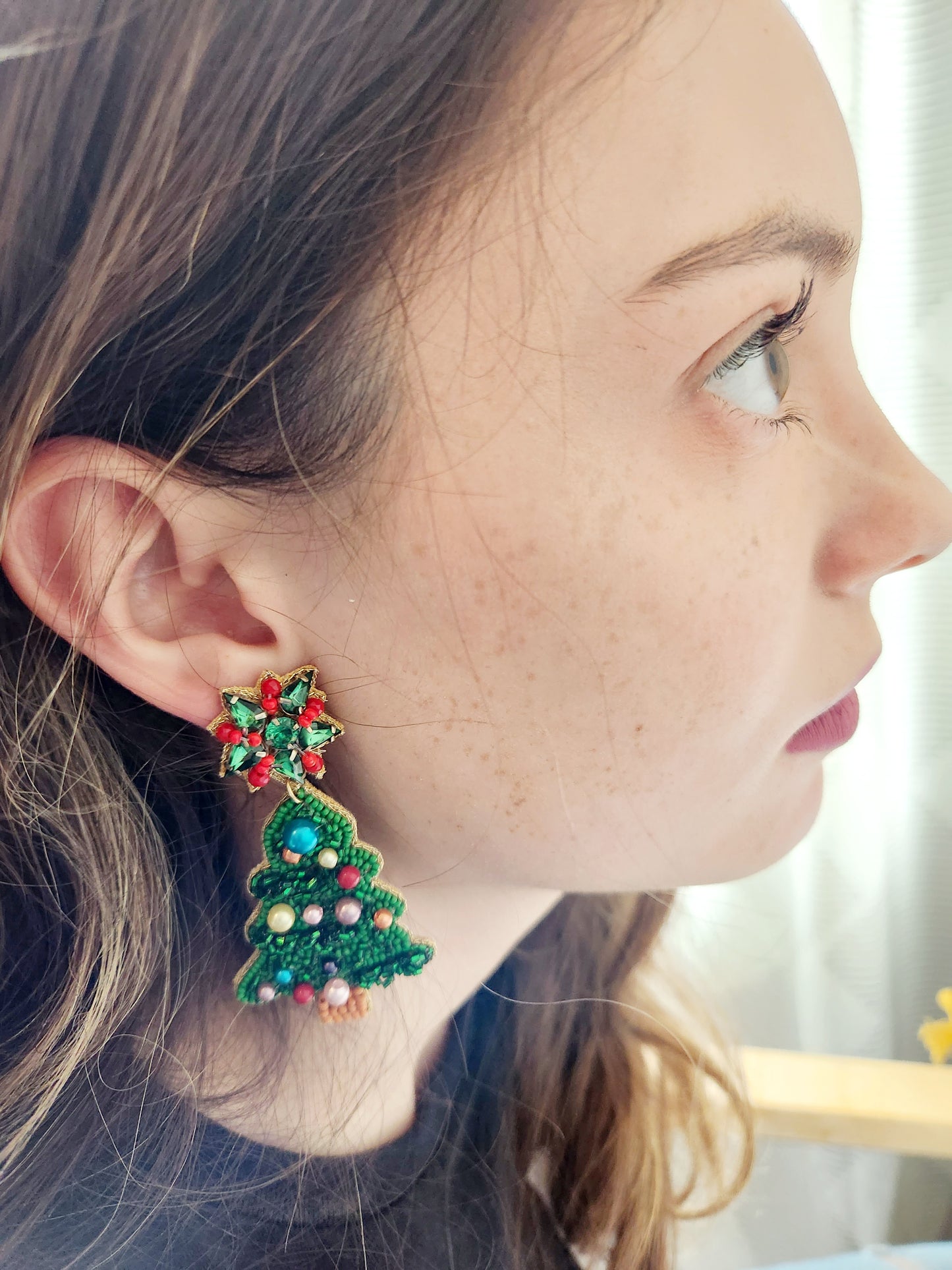 Seed Bead Christmas Tree with Pearl Ornaments