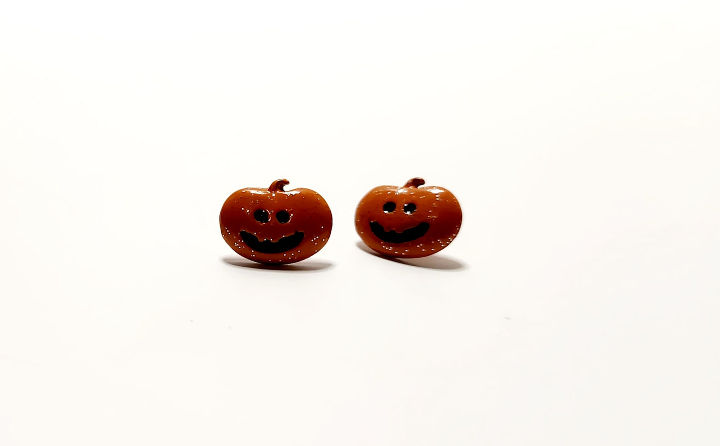 Pumpkin Stud