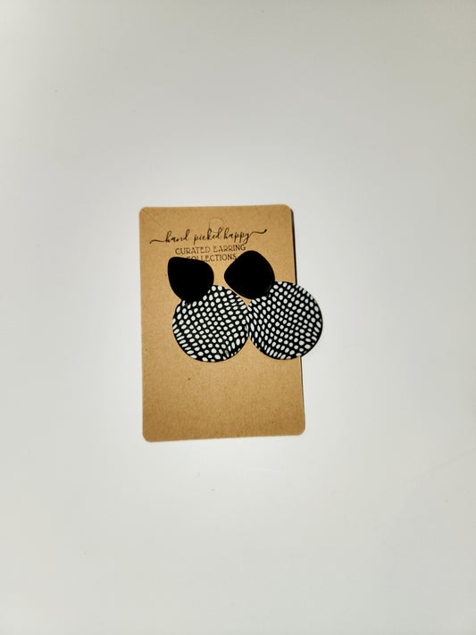 Black and White Tiny Dots