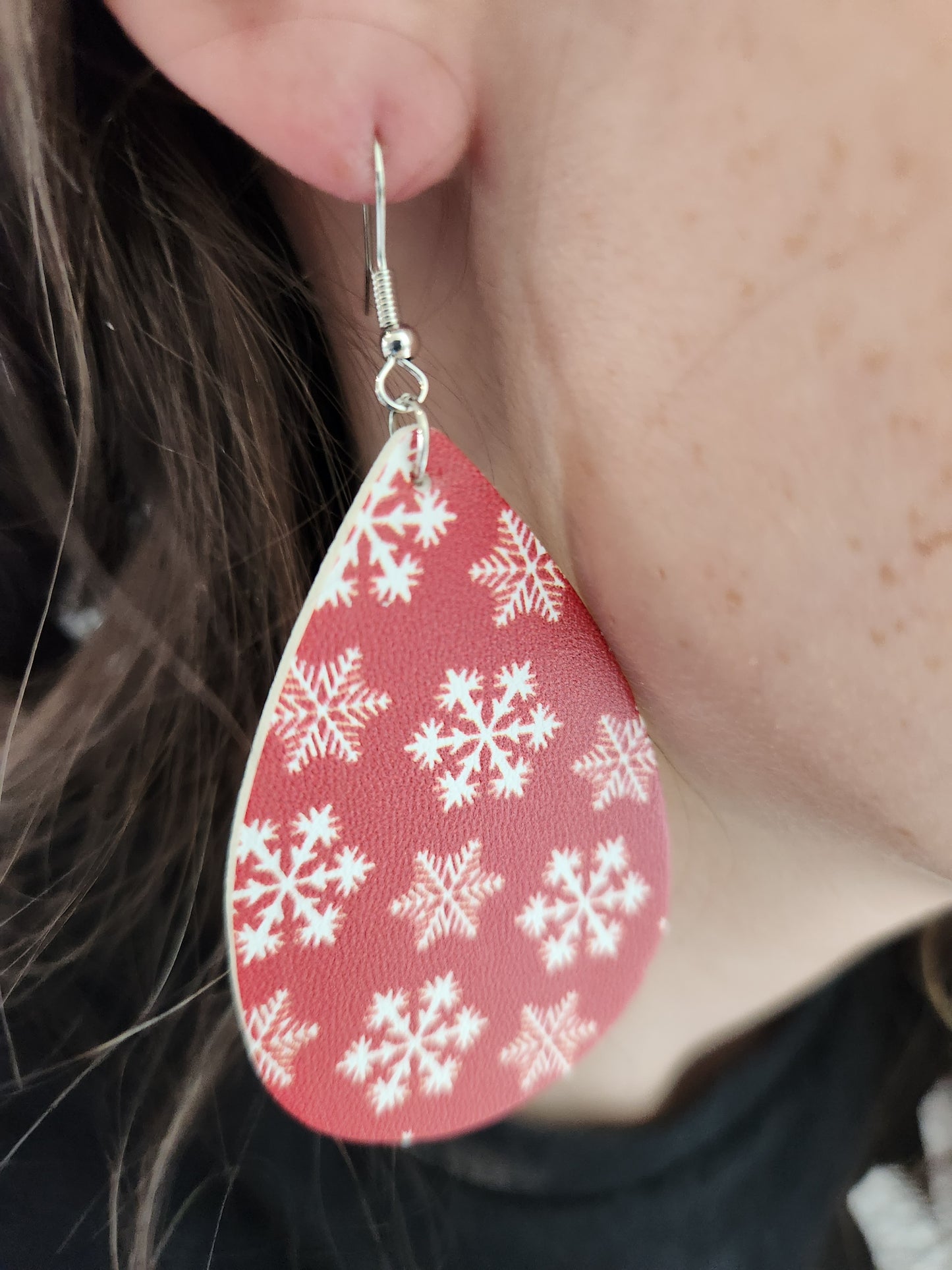 Red and White Snowflake Leather Teardrop