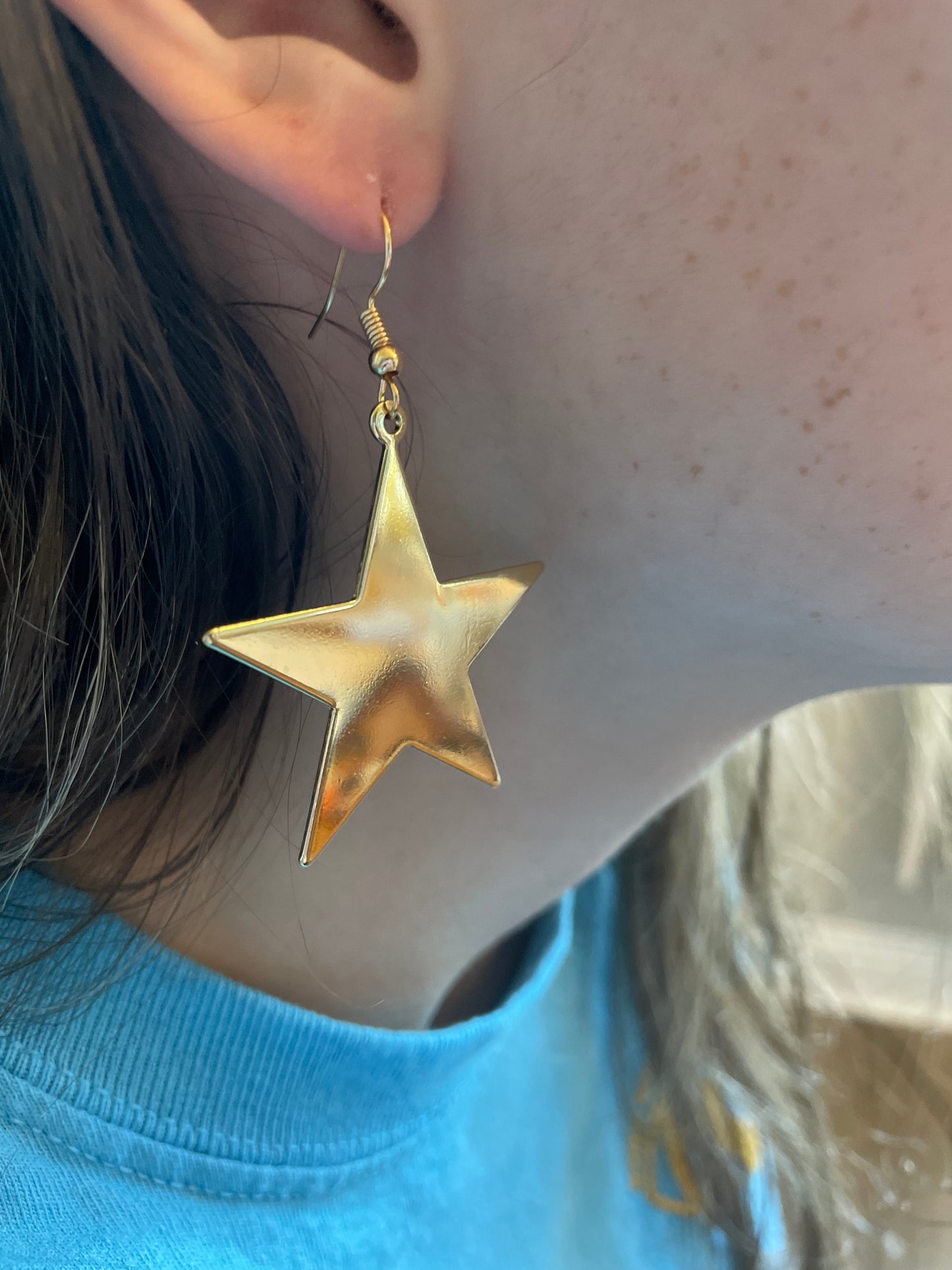 Single Gold Star Dangle