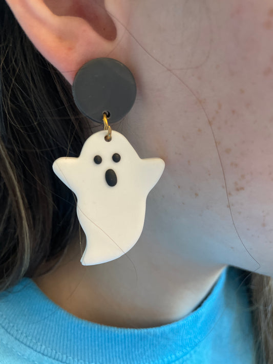 Black and White Clay Ghost